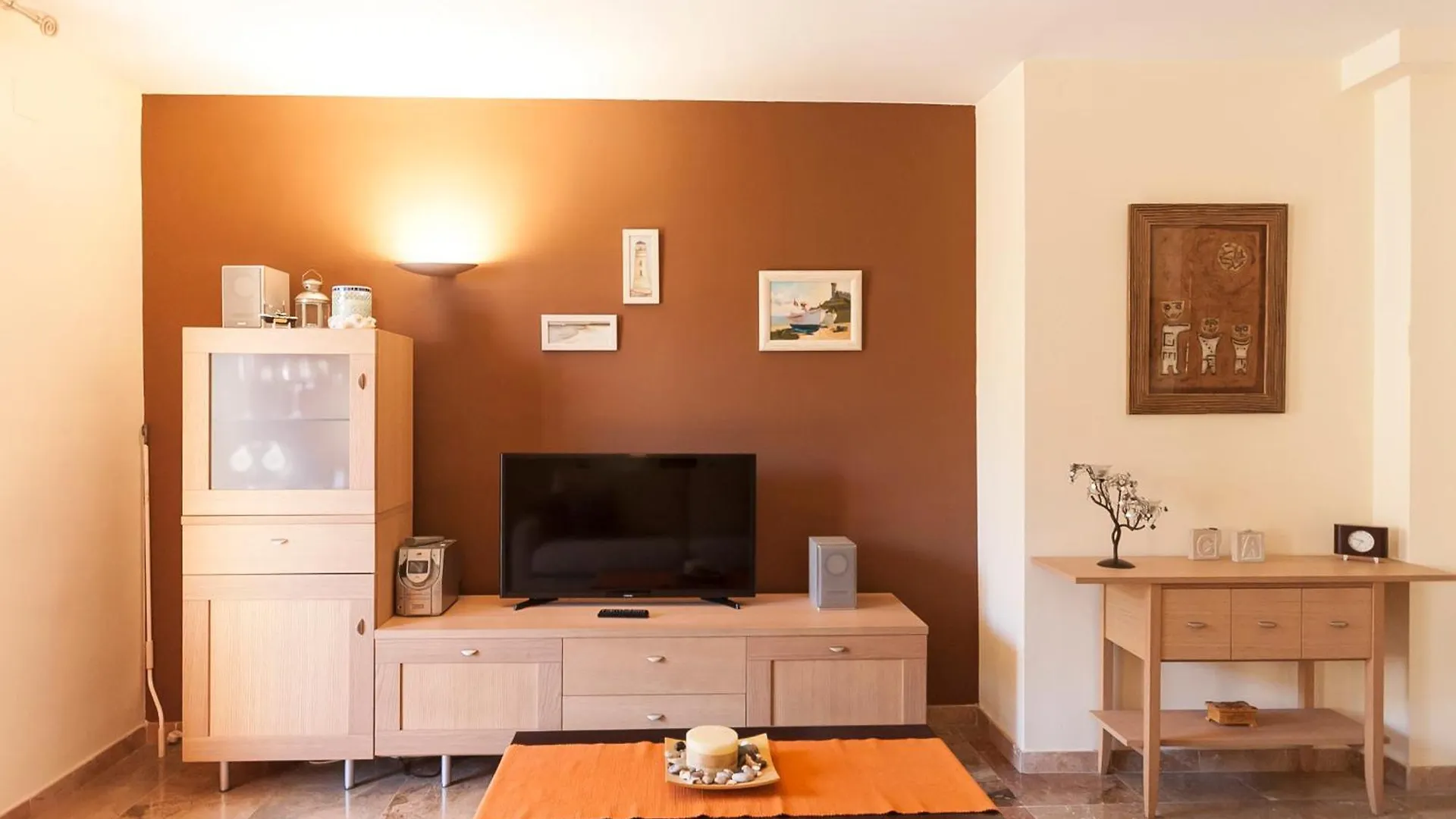 Lets Holidays Apartment Terrace La Guardia联系方式